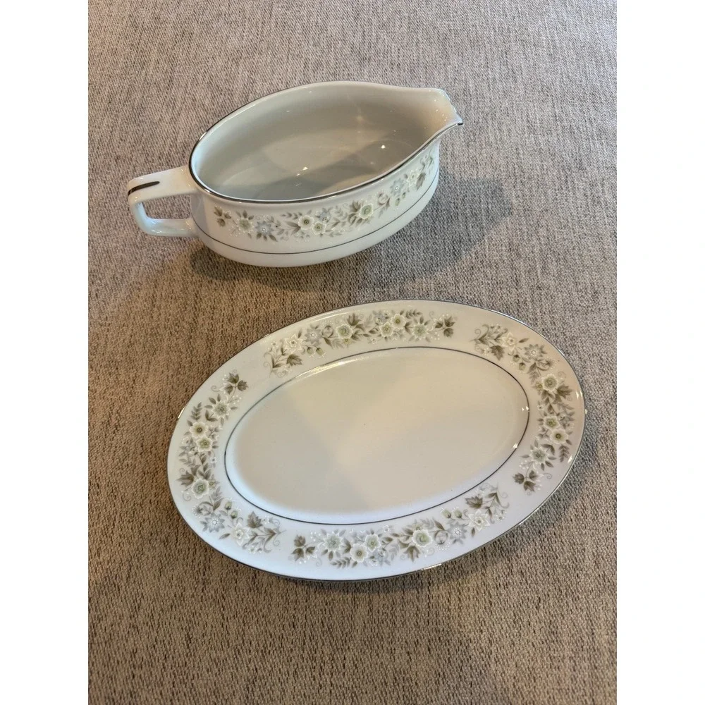 Imperial China Wild Flower Gravy Boat & Under Plate #745‎ W Dalton